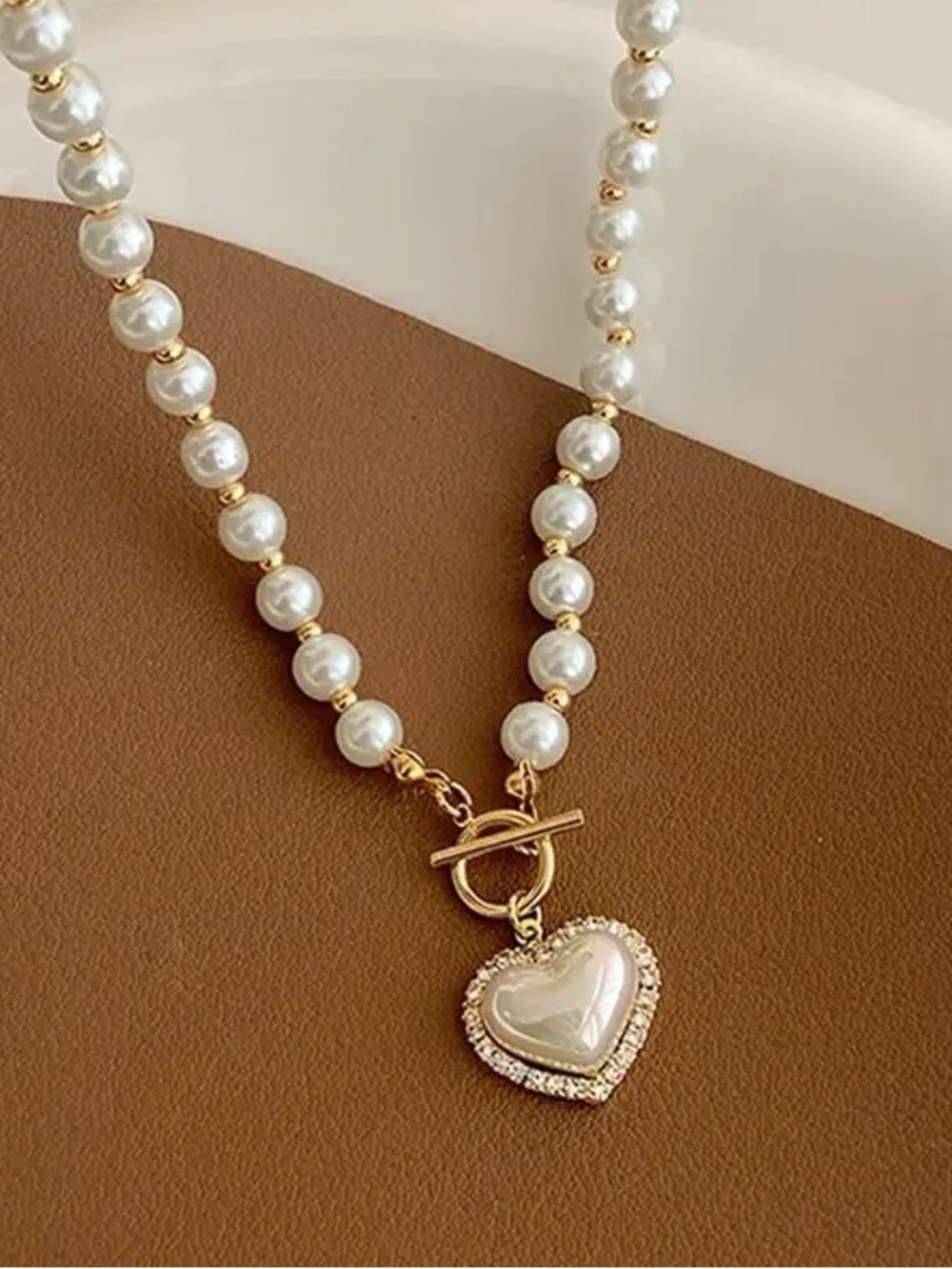 3/$40 NWT Imitation Pearl Heart Pendant Necklace